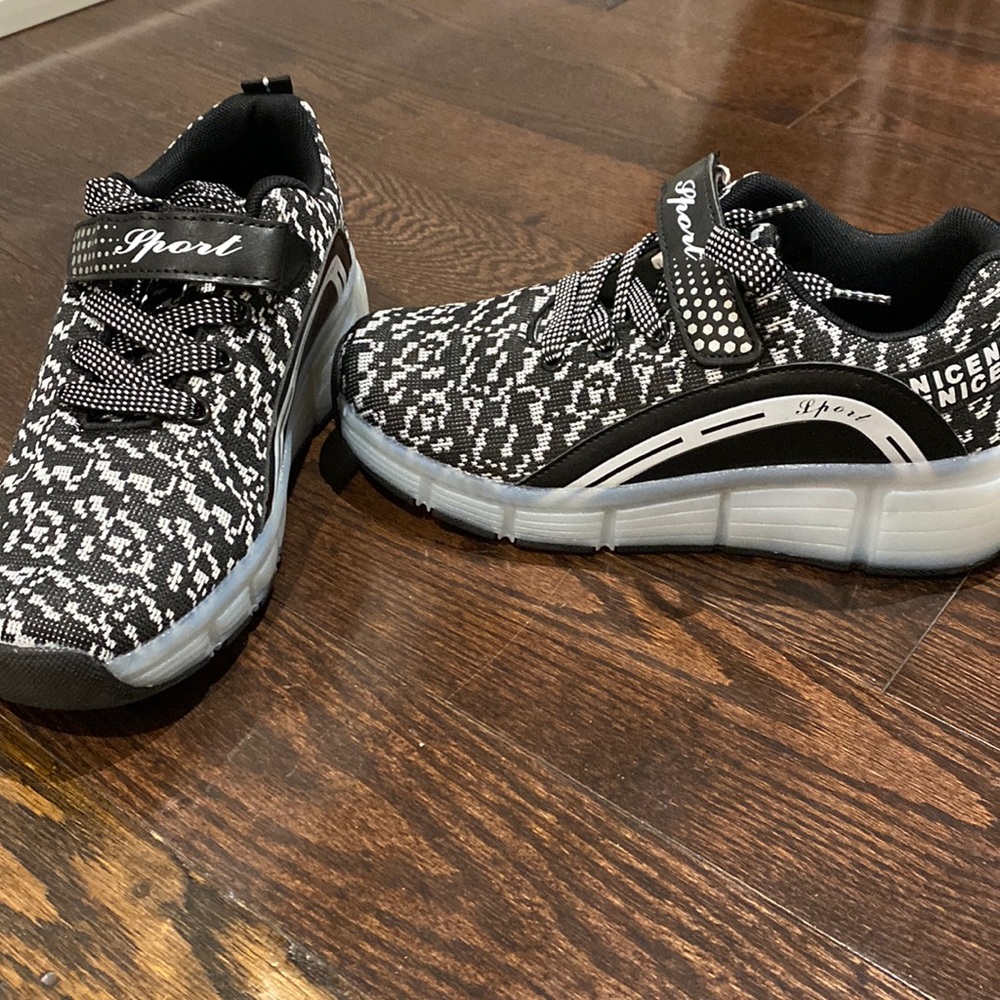 Sport Wheelie Running Shoes